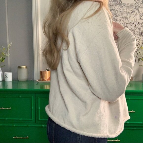 Elizabeth And James Sweater - Picture 6 of 12